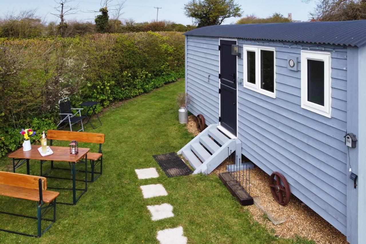 Lanterns Shepherds Huts & Glamping Happisburgh Eksteriør billede