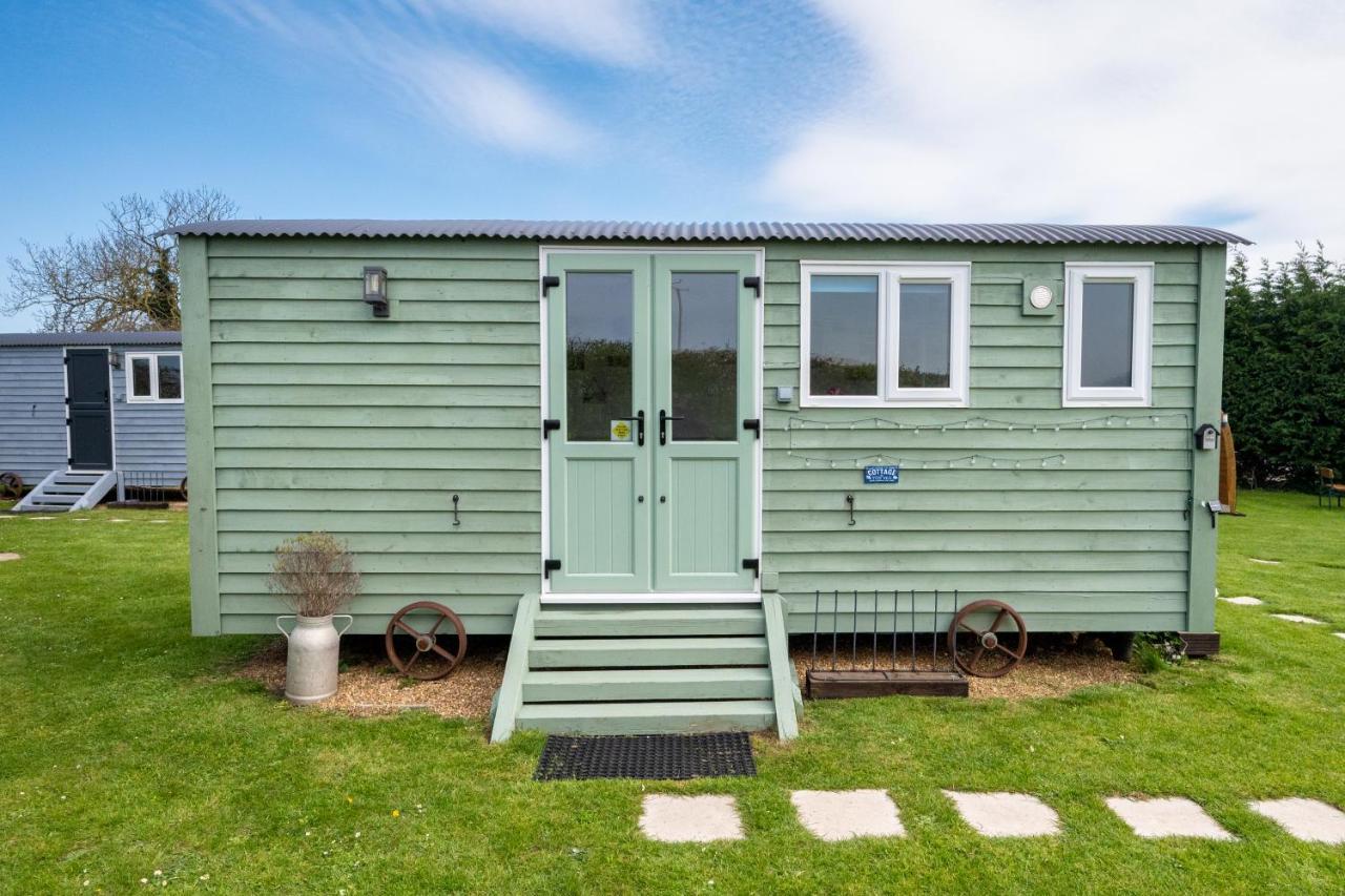 Lanterns Shepherds Huts & Glamping Happisburgh Eksteriør billede